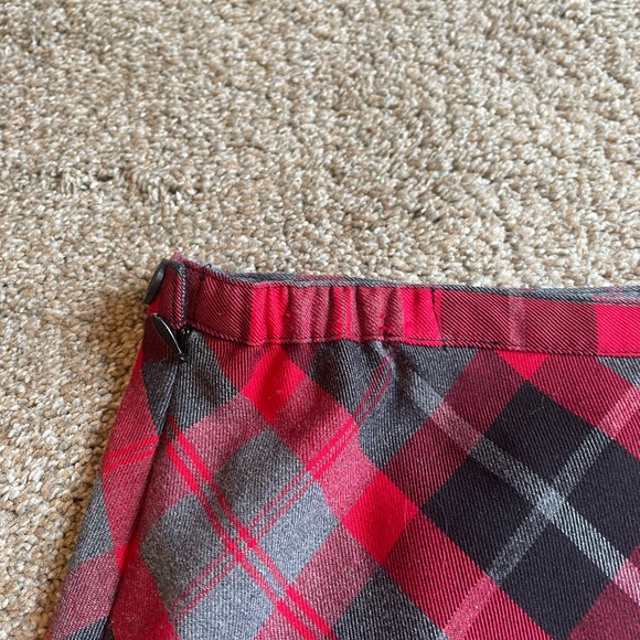 Plaid A-Line Midi Skirt - Red and Black Preppy, Grunge, Academia, Y2K - Picture 5 of 9